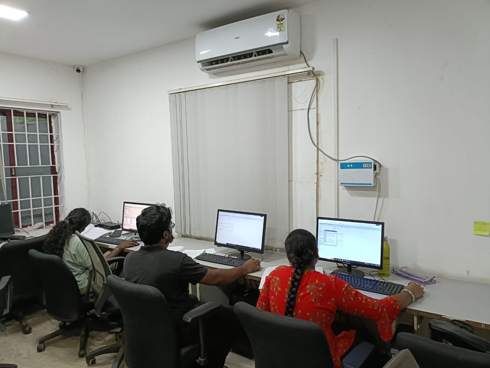 Students collaborating on lab work at Techmaax Anna Nagar