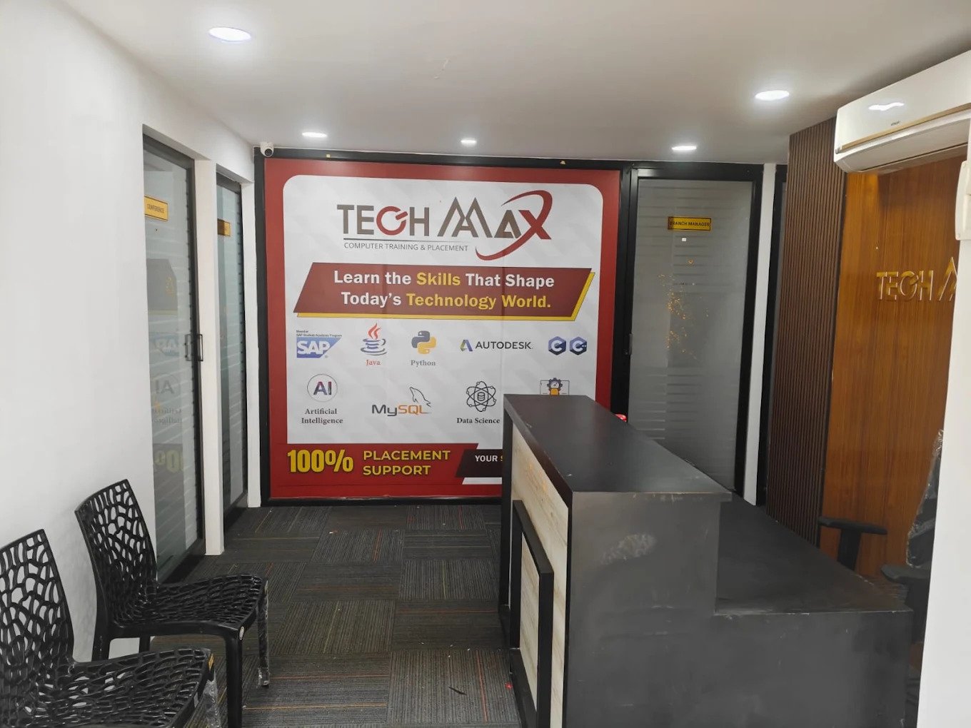 Techmaax Marathahalli Counselling & Manager Desk