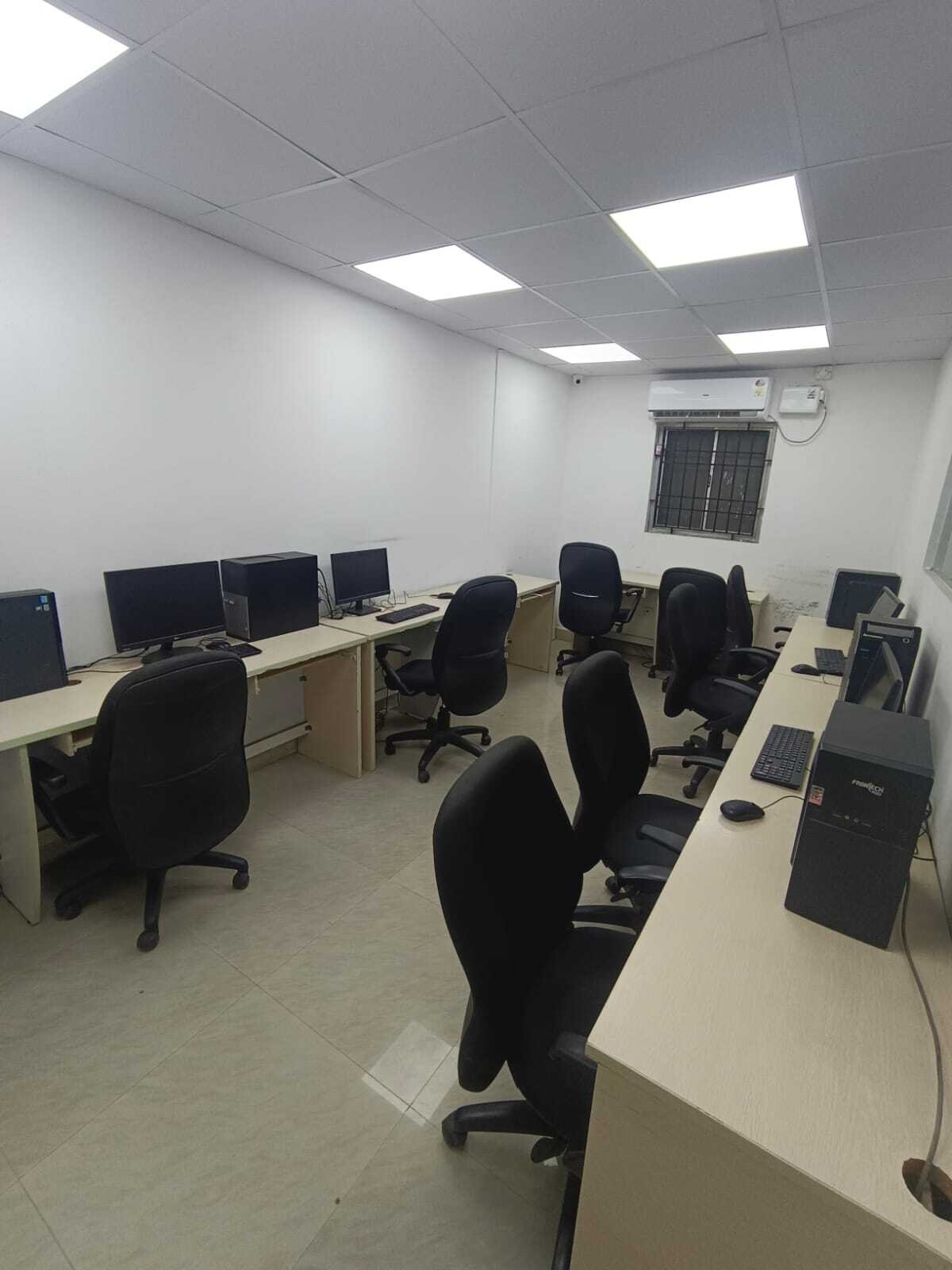 Techmaax Porur Counselling & Manager Desk